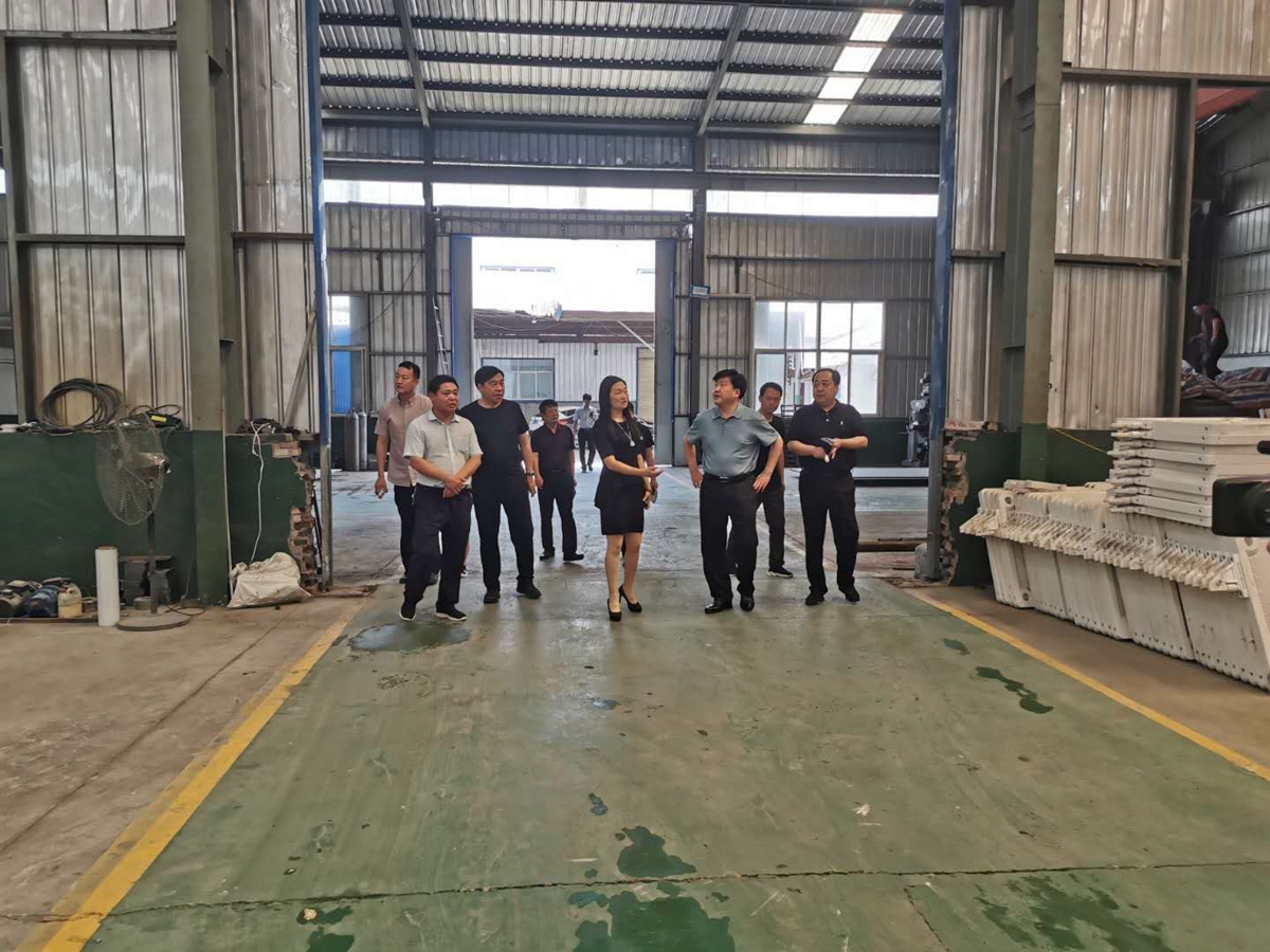 6月市長來廠參觀考察(圖5)